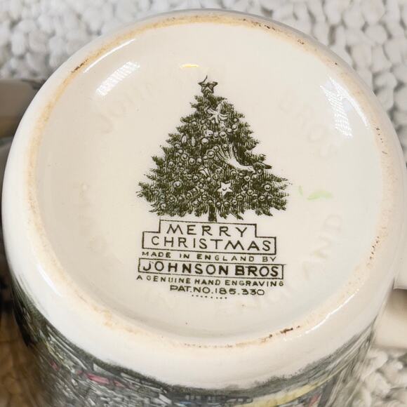 Johnson Bros Vintage Christmas Mugs Made in England TWO! Genuine Hand Engraving - Picture 9 of 15